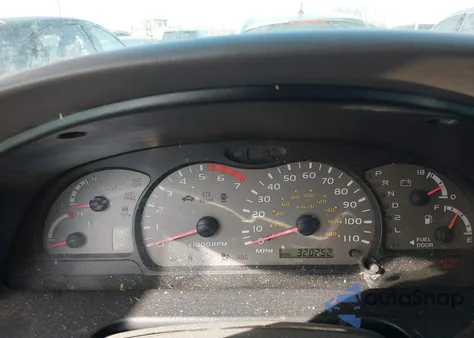 2002 Toyota Sequoia Limited V8 z USA, uszkodzony, nr VIN 5TDBT48AX2S128508